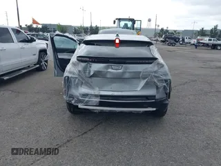 2024 Cadillac LYRIQ Luxury z VIN 1GYKPRRK6RZ104038, wystawiony jako IAAI lot #41521504 z przebiegiem Nie podano mil oraz . Historia ofert i sprzedaży dostępna na DreamBid. Obrazek 17.