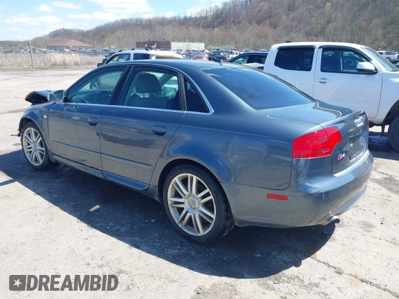 2007 Audi S4 z VIN WAUGL78E47A030571, wystawiony jako IAAI lot #41969041 z przebiegiem 170 319 mil mil oraz . Historia ofert i sprzedaży dostępna na DreamBid. Obrazek 3.