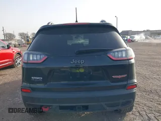 2019 Jeep Cherokee Trailhawk Elite with VIN 1C4PJMBX4KD385796, listed as a IAAI auction lot 41557577 with 55,700 mi miles. Bid and sale history available at carsss.com. Image 16.