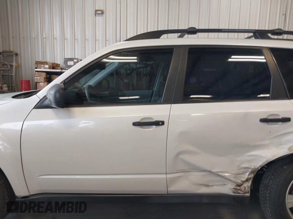 2012 Subaru Forester 2.5X with VIN JF2SHABC0CH461107, listed as a IAAI auction lot 42000513 with 70,598 mi miles. Bid and sale history available at carsss.com. Image 14.