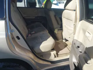 2005 Toyota Highlander with VIN JTEDP21AX50052397, listed as a IAAI auction lot 41703701 with 288,975 mi miles. Bid and sale history available at carsss.com. Image 8.