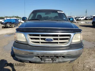 2000 Ford F-150 XL with VIN 1FTZF0724YKB07646, listed as a Copart auction lot 46862275 with 275,872 mi miles and Salvage Title. Bid and sale history available at carsss.com. Image 5.
