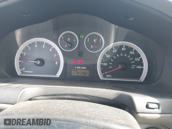 2005 Hyundai Santa Fe GLS with VIN KM8SC73D55U965052, listed as a IAAI auction lot 42124944 with 117,178 mi miles. Bid and sale history available at carsss.com. Image 7.