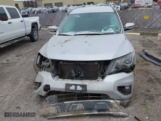 2017 Nissan Pathfinder SV with VIN 5N1DR2MN8HC639550, listed as a IAAI auction lot 41251228 with 109,186 mi miles. Bid and sale history available at carsss.com. Image 12.
