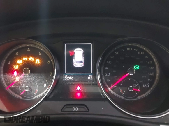 2021 Volkswagen Atlas SE with VIN 1V2PE2CA4MC237027, listed as a IAAI auction lot 41715979 with 38,306 mi miles and . Bid and sale history available at DreamBid. Image 7.