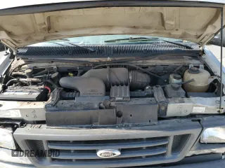 2003 Ford Econoline Passenger XL z VIN 1FBSS31S13HB64470, wystawiony jako Copart lot #55650805 z przebiegiem 278 968 mil mil oraz Szkoda całkowita • Salvage title. Historia ofert i sprzedaży dostępna na DreamBid. Obrazek 12.