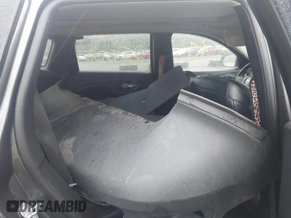 2014 Jeep Cherokee Limited with VIN 1C4PJMDB2EW182495, listed as a IAAI auction lot 42296626 with Not provided miles and . Bid and sale history available at DreamBid. Image 8.