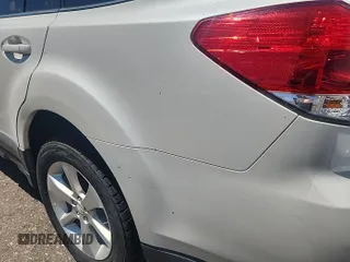 2014 Subaru Outback 2.5i with VIN 4S4BRCAC3E3218816, listed as a IAAI auction lot 42801636 with 227,218 mi miles and . Bid and sale history available at DreamBid. Image 26.