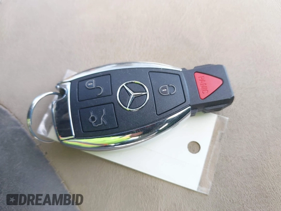 2018 Mercedes-Benz GLC 300 with VIN WDC0G4JB9JV048422, listed as a IAAI auction lot 41772883 with 143,331 mi miles and . Bid and sale history available at DreamBid. Image 11.