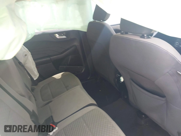 2021 Ford Escape SE с VIN 1FMCU0G6XMUA26997, выставлен на аукционе IAAI как лот 42163518 с пробегом 107 714 миль миль и . История ставок и продаж доступна на DreamBid. Изображение 8.