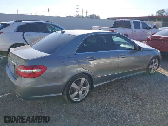 2010 Mercedes-Benz E 350 Luxury with VIN WDDHF5GBXAA212461, listed as a IAAI auction lot 38319022 with 221,222 mi miles and . Bid and sale history available at DreamBid. Image 4.