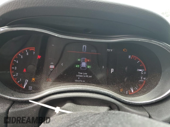 2014 Dodge Durango SXT with VIN 1C4RDHAG1EC970368, listed as a Copart auction lot 58180695 with 164,374 mi miles and Salvage title. Bid and sale history available at DreamBid. Image 9.