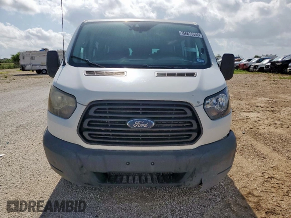 2017 Ford Transit XL z VIN 1FBZX2YMXHKA76173, wystawiony jako Copart lot #61798085 z przebiegiem 134 527 mil mil oraz Czysty tytuł • Clean title. Historia ofert i sprzedaży dostępna na DreamBid. Obrazek 5.