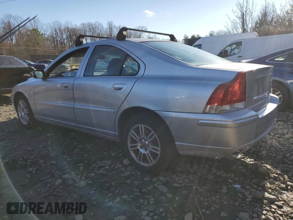2008 Volvo S60 2.5T with VIN YV1RH592482689732, listed as a Copart auction lot 86346284 with 122,938 mi miles and Salvage Title. Bid and sale history available at carsss.com. Image 2.