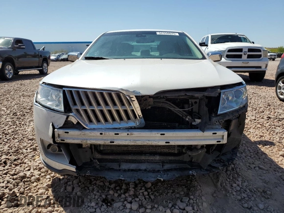 2012 Lincoln MKZ Hybrid with VIN 3LNDL2L30CR820914, listed as a Copart auction lot 52458625 with 127,905 mi miles and Salvage Title. Bid and sale history available at DreamBid. Image 5.