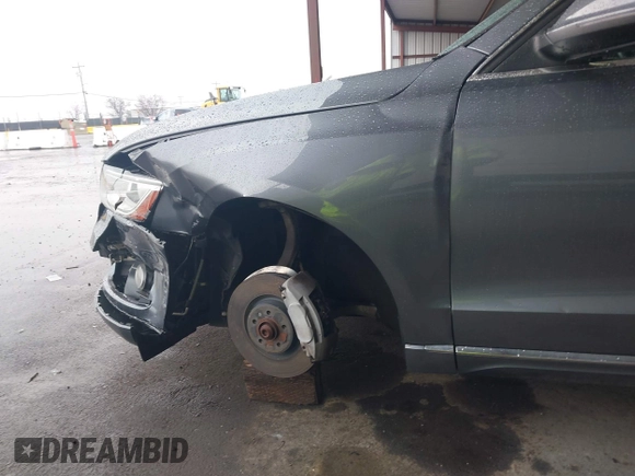 2014 Audi Q5 Premium Plus with VIN WA1CMAFP7EA122121, listed as a IAAI auction lot 41468305 with 81,766 mi miles and . Bid and sale history available at DreamBid. Image 6.