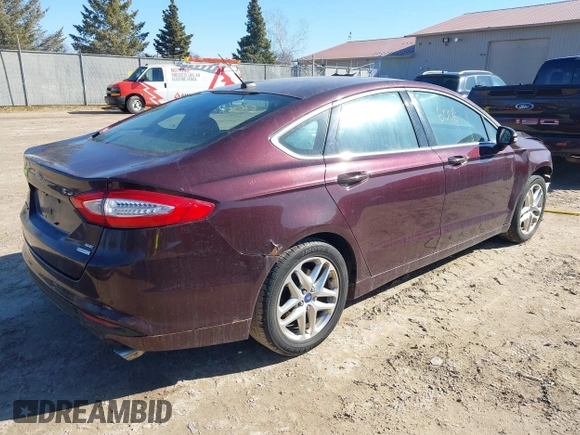 2013 Ford Fusion SE with VIN 3FA6P0HR8DR182132, listed as a IAAI auction lot 41826006 with 241,124 mi miles. Bid and sale history available at carsss.com. Image 4.