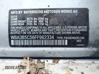 2015 BMW 3 Series 328i xDrive z VIN WBA3B5C56FF962334, wystawiony jako IAAI lot #41323621 z przebiegiem 33 419 mil mil oraz . Historia ofert i sprzedaży dostępna na DreamBid. Obrazek 9.