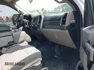 2018 Ford F-250 XL with VIN 1FT7W2BT2JEC44026, listed as a IAAI auction lot 42420391 with 178,970 mi miles and . Bid and sale history available at DreamBid. Image 5.