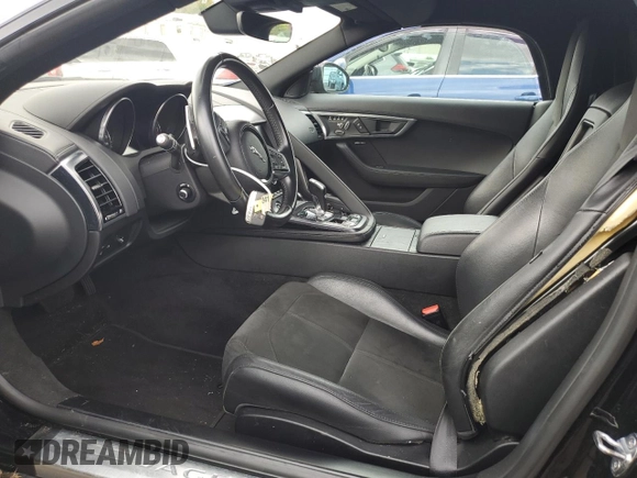 2019 Jaguar F-Type with VIN SAJDD5EV6KCK62454, listed as a Copart auction lot 70392324 with Not Provided miles and Salvage Title. Bid and sale history available at DreamBid. Image 7.