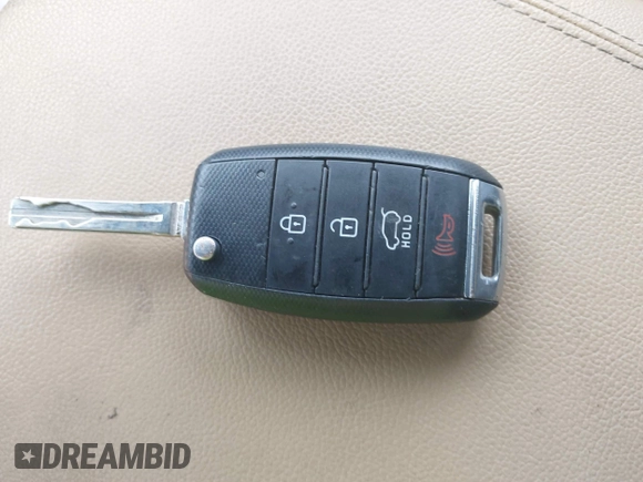 2015 Kia Sedona LX with VIN KNDMB5C15F6044093, listed as a IAAI auction lot 41843977 with 169,157 mi miles. Bid and sale history available at carsss.com. Image 11.