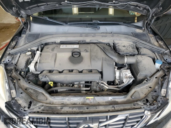 2011 Volvo XC60 3.0T with VIN YV4902DZ0B2193752, listed as a Copart auction lot 62071495 with 131,940 mi miles and Salvage title. Bid and sale history available at DreamBid. Image 12.