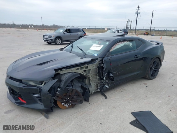 2018 Chevrolet Camaro 2SS with VIN 1G1FH1R73J0106896, listed as a IAAI auction lot 41236059 with 77,406 mi miles. Bid and sale history available at carsss.com. Image 16.