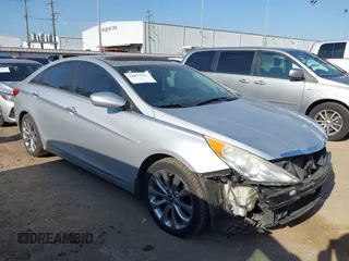 2012 Hyundai Sonata SE with VIN 5NPEC4ABXCH419372, listed as a IAAI auction lot 41877523 with 200,148 mi miles and . Bid and sale history available at carsss.com. Image 1.