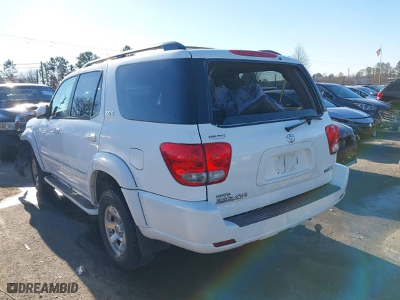 2005 Toyota Sequoia SR5 with VIN 5TDZT34A85S255793, listed as a IAAI auction lot 41173149 with 212,354 mi miles. Bid and sale history available at carsss.com. Image 3.