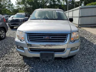 2010 Ford Explorer XLT z VIN 1FMEU7DE2AUA82828, wystawiony jako Copart lot #60664435 z przebiegiem 118 715 mil mil oraz Czysty tytuł • Clean title. Historia ofert i sprzedaży dostępna na DreamBid. Obrazek 5.