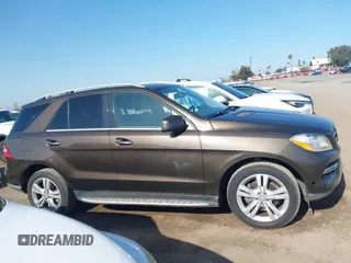 2015 Mercedes-Benz M 350 with VIN 4JGDA5JB3FA488791, listed as a IAAI auction lot 41968288 with 118,825 mi miles and . Bid and sale history available at DreamBid. Image 13.