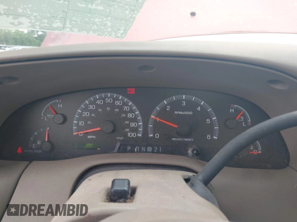 2001 Ford F-150 XL z VIN 1FTRF17W51NA25762, wystawiony jako IAAI lot #42401453 z przebiegiem 20 mil mil oraz . Historia ofert i sprzedaży dostępna na DreamBid. Obrazek 7.