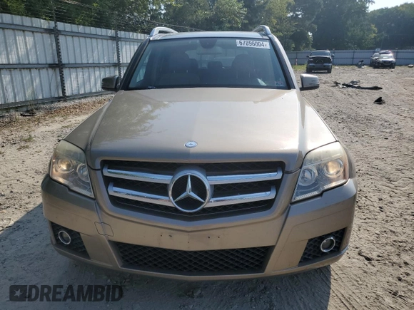 2010 Mercedes-Benz GLK 350 with VIN WDCGG8HB9AF388725, listed as a Copart auction lot 67896004 with 105,879 mi miles and Salvage Title. Bid and sale history available at DreamBid. Image 5.