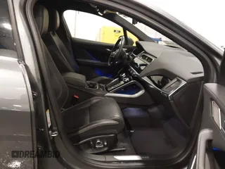 2019 Jaguar I-PACE HSE with VIN SADHD2S16K1F76477, listed as a IAAI auction lot 41289868 with 30,952 mi miles. Bid and sale history available at carsss.com. Image 5.