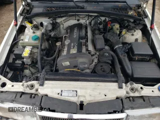 1998 Volvo S90 z VIN YV1KS9609W1140012, wystawiony jako Copart lot #69589044 z przebiegiem 175 864 mil mil oraz Szkoda całkowita • Salvage title. Historia ofert i sprzedaży dostępna na DreamBid. Obrazek 11.