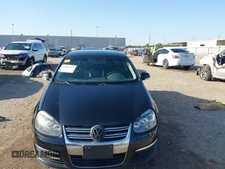 2008 Volkswagen Jetta Sedan SE with VIN 3VWRM71K68M004175, listed as a IAAI auction lot 41981471 with 193,037 mi miles. Bid and sale history available at carsss.com. Image 12.