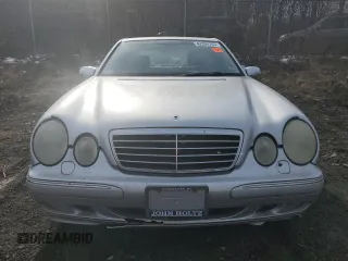 2001 Mercedes-Benz E-Class AWD with VIN WDBJF82J61X055258, listed as a Copart auction lot 42396765 with 0 mi miles and Salvage Title. Bid and sale history available at carsss.com. Image 5.