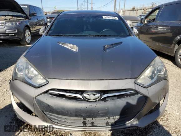 2013 Hyundai Genesis Coupe Track with VIN KMHHU6KJ8DU083980, listed as a Copart auction lot 41989205 with 108,382 mi miles and Clean title. Bid and sale history available at DreamBid. Image 5.