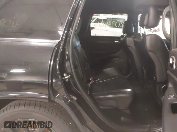 2018 Jeep Grand Cherokee Laredo E with VIN 1C4RJFAG4JC298393, listed as a IAAI auction lot 42073426 with 145,386 mi miles. Bid and sale history available at carsss.com. Image 8.