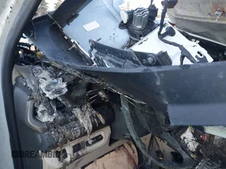 2021 GMC Acadia Denali с VIN 1GKKNXLS8MZ128797, выставлен на аукционе IAAI как лот 41136248 с пробегом 56 266 миль миль и . История ставок и продаж доступна на DreamBid. Изображение 7.
