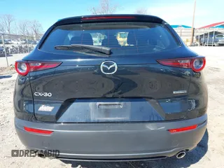 2021 Mazda CX-30 S with VIN 3MVDMAALXMM269676, listed as a IAAI auction lot 41581451 with 33,449 mi miles and . Bid and sale history available at DreamBid. Image 17.