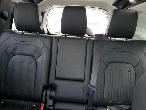2022 Land Rover Defender S with VIN SALEJERX5N2078150, listed as a Copart auction lot 86412374 with 33,768 mi miles and Salvage title. Bid and sale history available at DreamBid. Image 10.