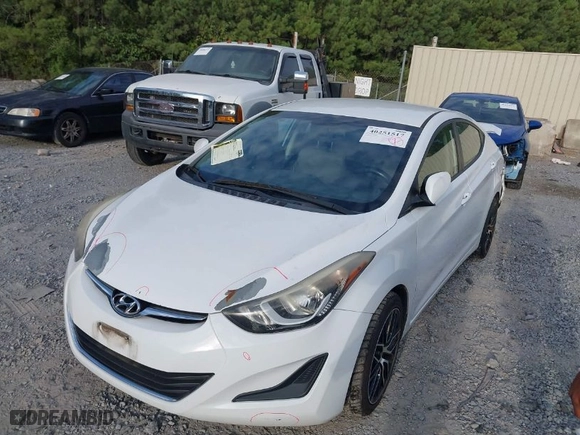 2016 Hyundai Elantra SE with VIN 5NPDH4AE0GH664324, listed as a IAAI auction lot 40251517 with 122,772 mi miles. Bid and sale history available at carsss.com. Image 2.