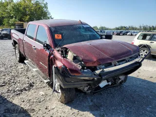 2015 GMC Sierra 2500HD Denali with VIN 1GT120E84FF540230, listed as a Copart auction lot 70030414 with 189,959 mi miles and Salvage Title. Bid and sale history available at carsss.com. Image 4.
