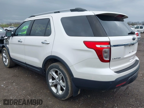 2015 Ford Explorer Limited with VIN 1FM5K7F85FGC60203, listed as a IAAI auction lot 41910664 with 111,100 mi miles and . Bid and sale history available at carsss.com. Image 3.