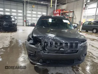 2019 Jeep Cherokee Limited with VIN 1C4PJMDX1KD390547, listed as a IAAI auction lot 41216746 with 109,398 mi miles and . Bid and sale history available at DreamBid. Image 6.