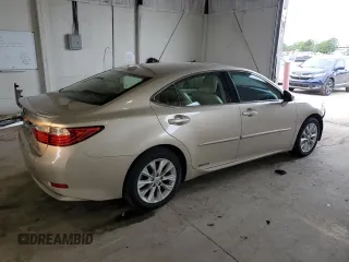 2013 Lexus ES 300h z VIN JTHBW1GG2D2014135, wystawiony jako Copart lot #56459225 z przebiegiem Nie podano mil oraz Szkoda całkowita • Salvage title. Historia ofert i sprzedaży dostępna na DreamBid. Obrazek 3.