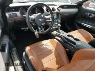 2019 Ford Mustang EcoBoost z VIN 1FATP8UH5K5200696, wystawiony jako Copart lot #65051125 z przebiegiem 23 411 mil mil oraz Czysty tytuł • Clean title. Historia ofert i sprzedaży dostępna na DreamBid. Obrazek 8.