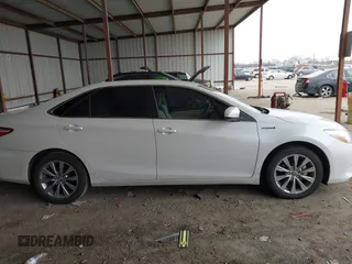 2017 Toyota Camry Hybrid LE with VIN 4T1BD1FKXHU218247, listed as a IAAI auction lot 41625337 with 72,040 mi miles. Bid and sale history available at carsss.com. Image 13.