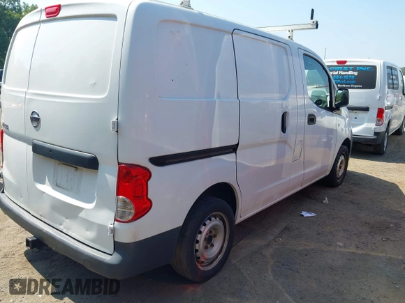 2015 Nissan NV200 S with VIN 3N6CM0KN6FK728396, listed as a IAAI auction lot 42838179 with 187,706 mi miles and . Bid and sale history available at DreamBid. Image 4.